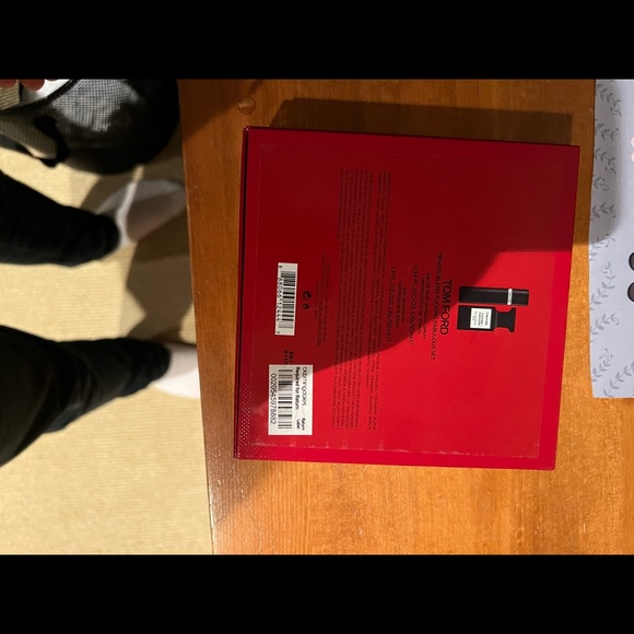 Tom Ford Box - Picture 2 of 3